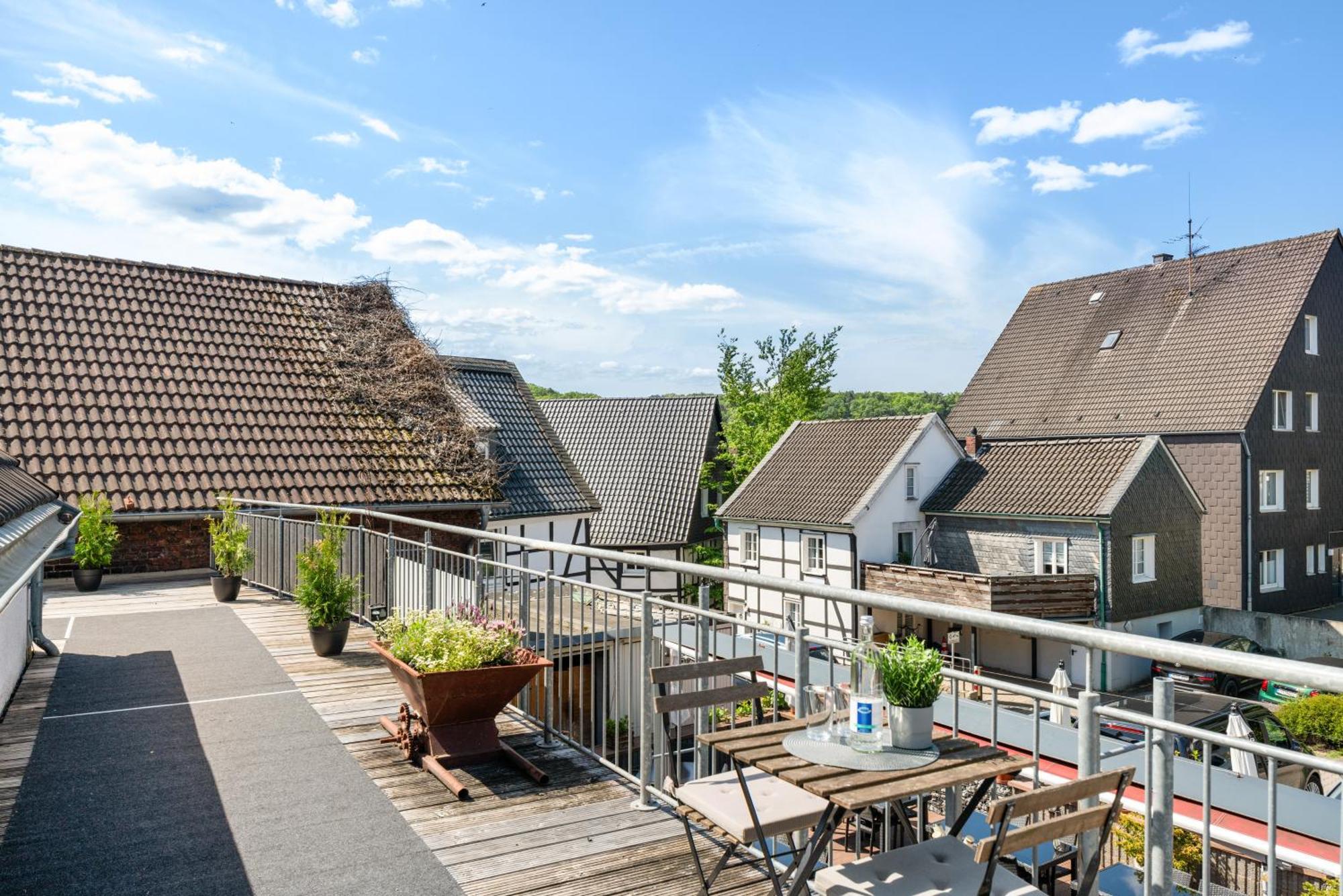 Mola Apartments-Charmante Ferienwohnung Im Herdecke Zentrum Fuer 3 Personen-Grosse Dachterrasse-Grill-Gratis Parken-Wlan Eksteriør billede